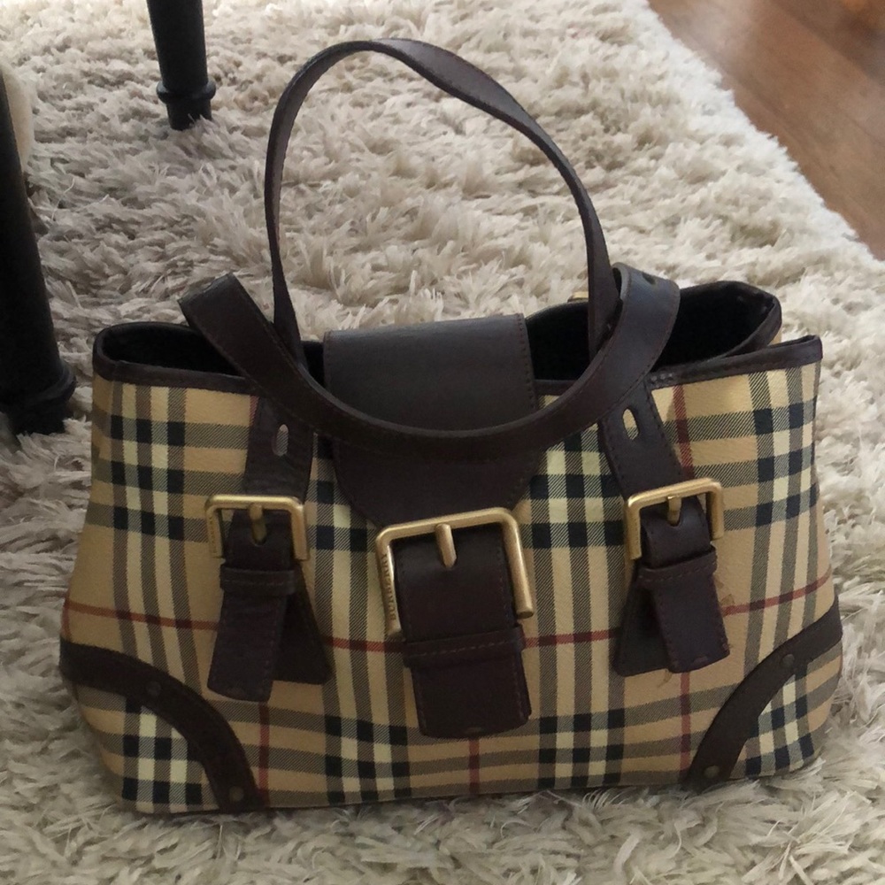 Authentic Burberry bag with classic plaid pattern